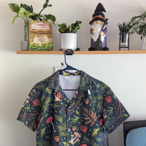 Funky Fresh: PinUp Angel Striped Hawaiian Beach Shirt - Picture 1 of 6